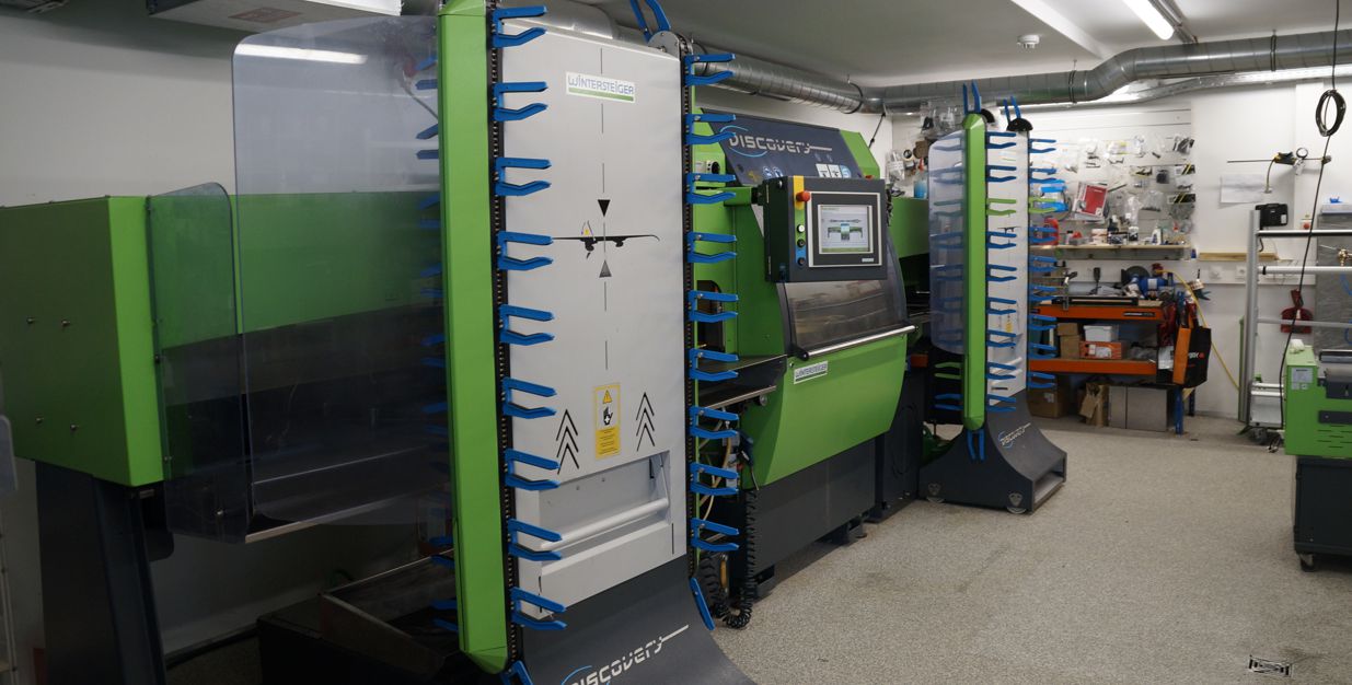 Wintersteiger Ski-Service-Maschine bei Schuh-Sport Kendlbacher in Großarl